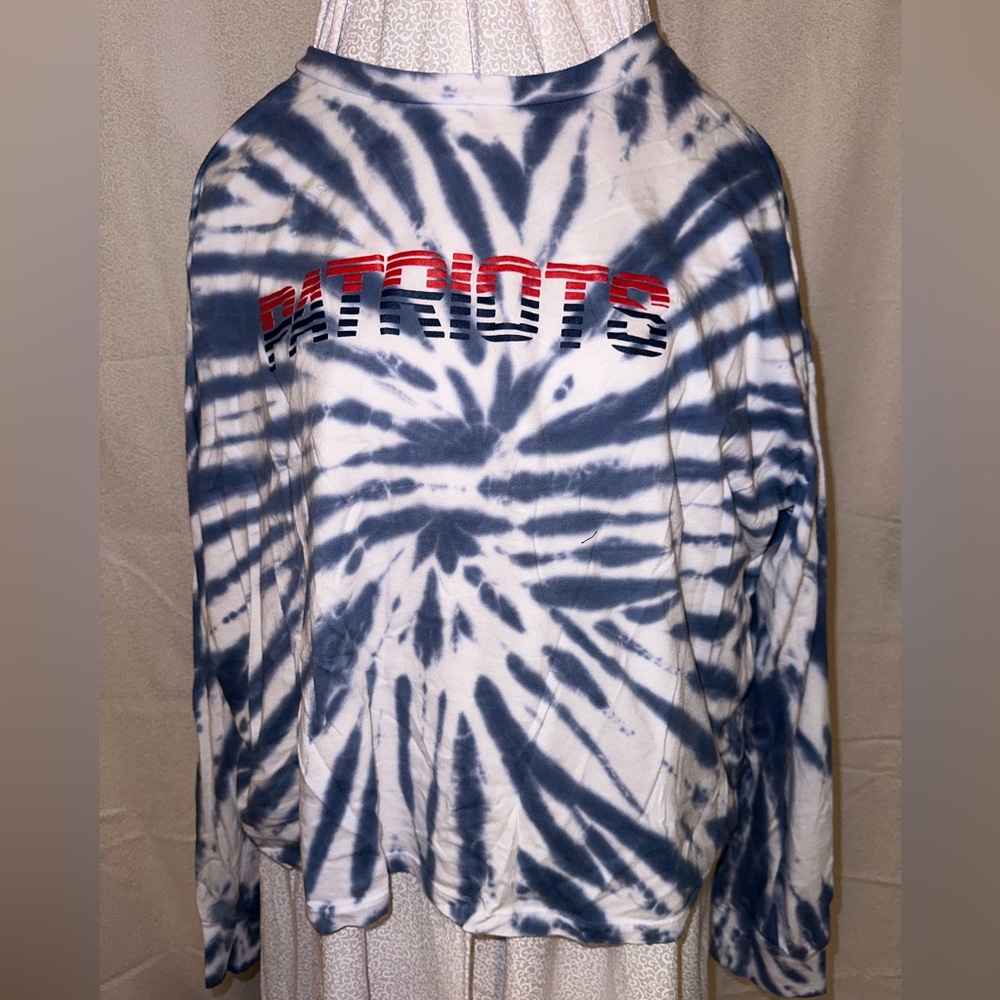 New England Patriots woman’s top